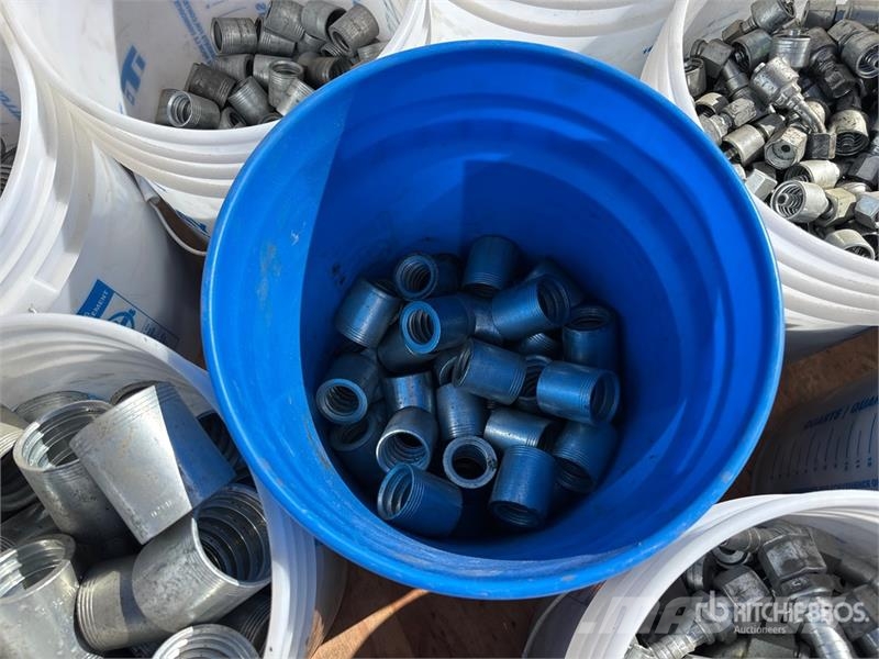 Quantity of (3) Pallets of Hydraulic Hose Fittings Kiti naudoti statybos komponentai