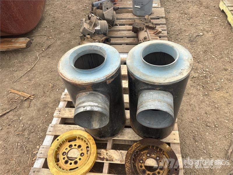 Quantity of (3) Pallets of Miscellaneous Parts Transportes - Outros
