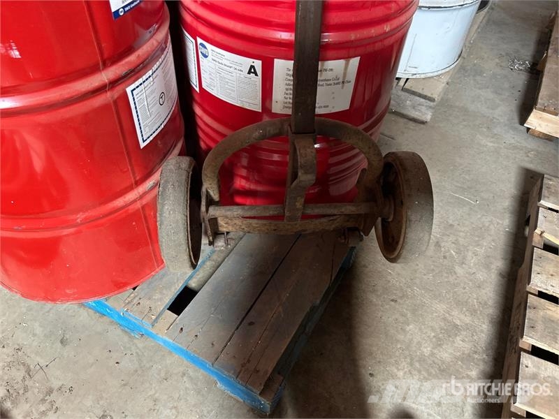 Quantity of (3) Polyurethane Spray Foam Chemical & Ďalšie komponenty