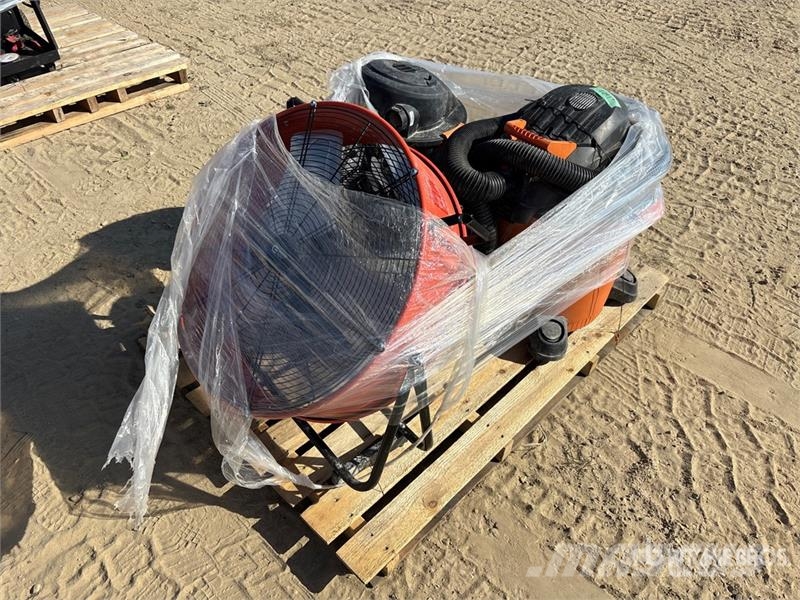 Quantity of (3) Rigid Shop Vacuum Cleaner Vysávače