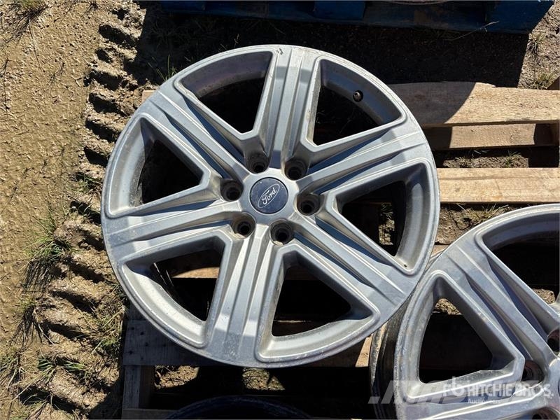 Quantity of (3) Rims Andre komponenter