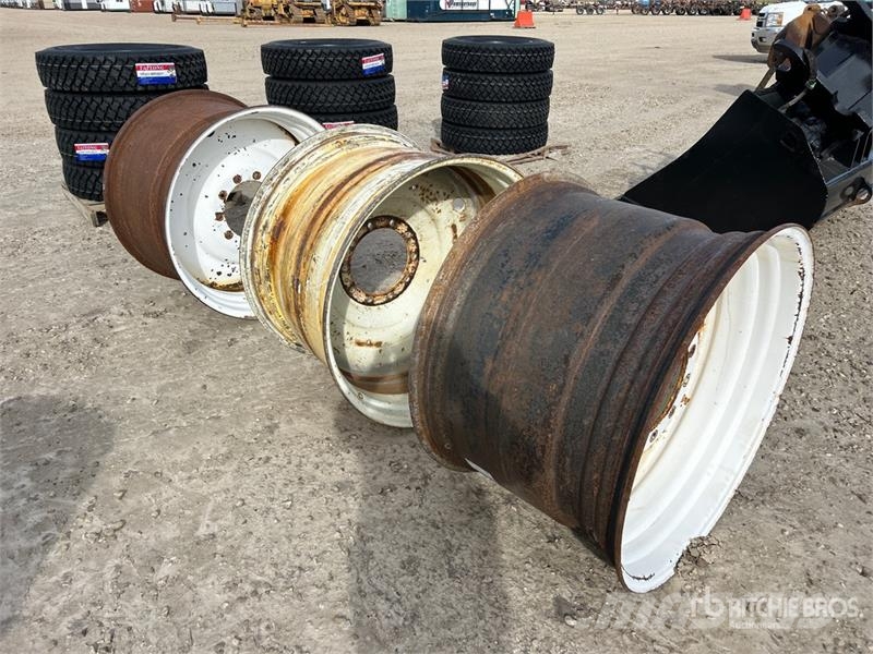  Quantity of (3) Rims - Fits Case Equipment Építőipar - Egyebek