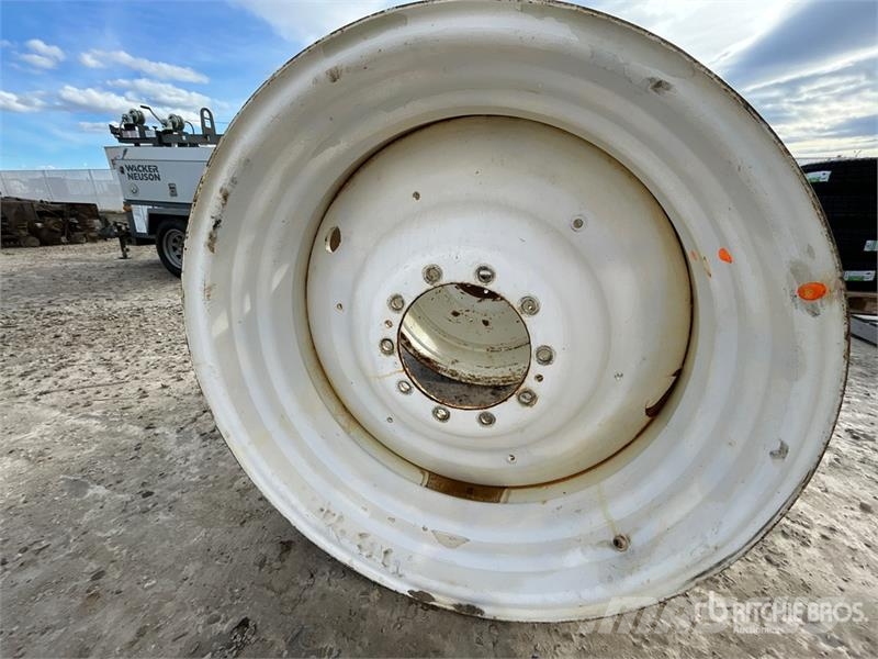  Quantity of (3) Rims - Fits Case Equipment Építőipar - Egyebek