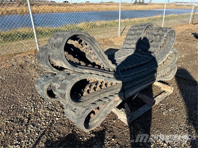  Quantity of (3) Sets of 12 in Skid Steer Tracks مكونات أخرى
