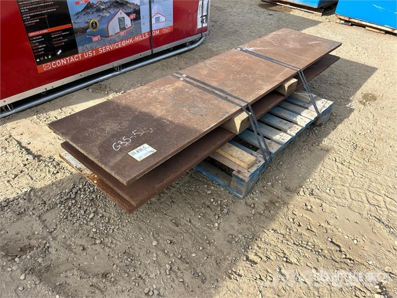 Quantity of (3) Steel Plates Būvniecība- Citi