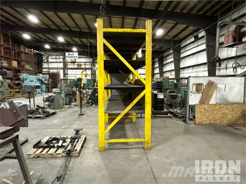 Quantity of (3) Steel Yellow Racking Kiti naudoti statybos komponentai