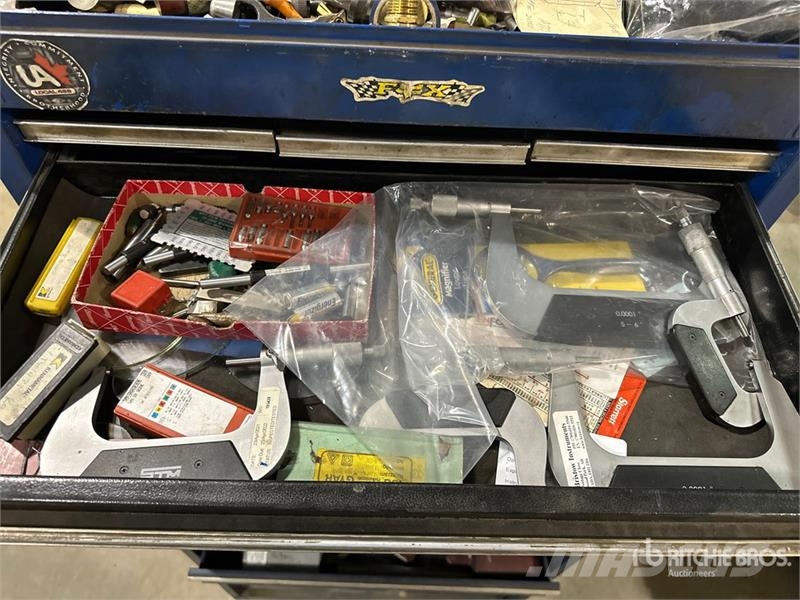  Quantity of (3) Tool Box معدات البناء - غير ذلك