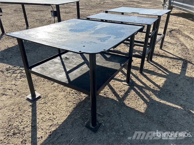Quantity of (3) Welding Table Drugi deli