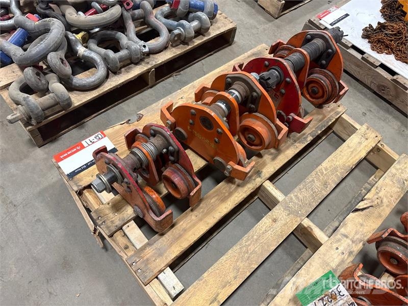 Quantity of (3) Westward Miscellaneous Adjustable مكونات أخرى