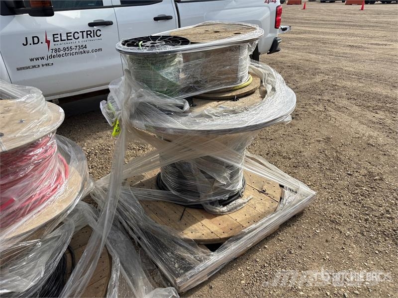 Quantity of (3) Wire Reel Outros Florestal