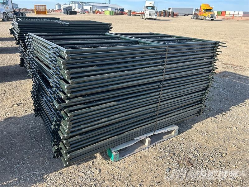  Quantity of (30)  BYT MSPP07 7 ft Mesh Sheep Lives ماكينات وملحقات مواش أخرى