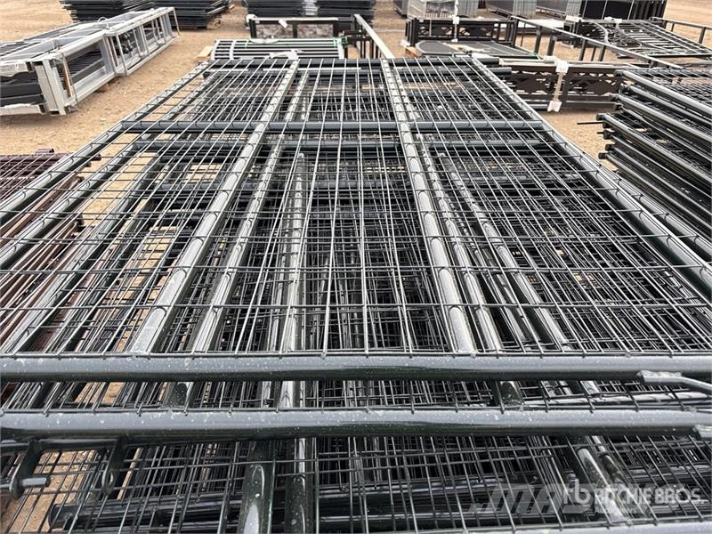  Quantity of (30)  BYT MSPP07 7 ft x 4 ft 3 in Mesh ماكينات وملحقات مواش أخرى