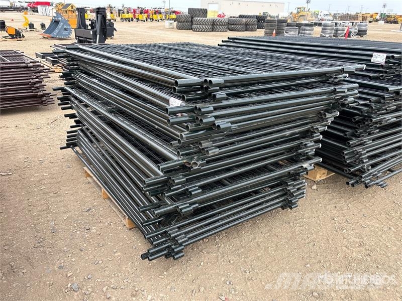  Quantity of (30)  BYT MSPP07 7 ft x 4 ft 3 in Mesh ماكينات وملحقات مواش أخرى