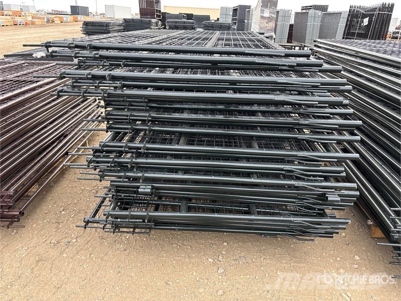  Quantity of (30)  BYT MSPP07 7 ft x 4 ft 3 in Mesh ماكينات وملحقات مواش أخرى
