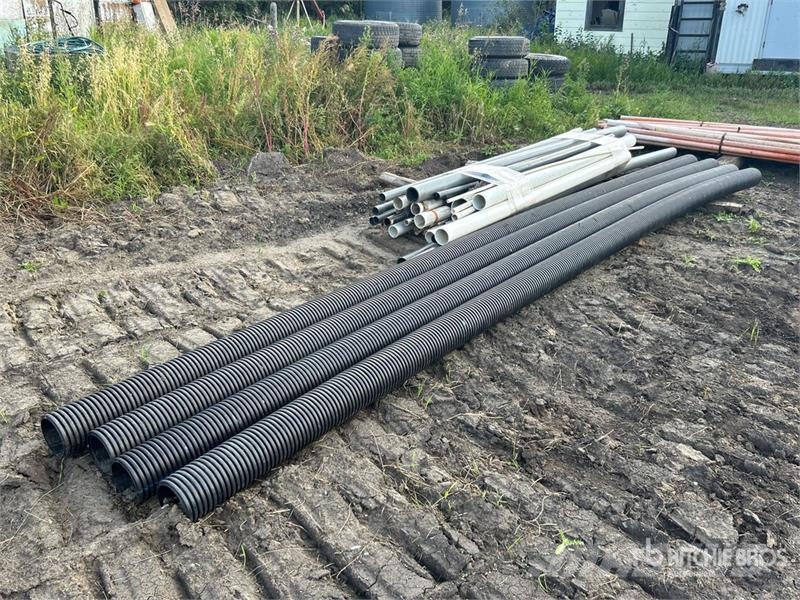 Quantity of (30) PVC & Corrugated Pipe Drugi deli