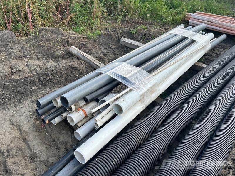 Quantity of (30) PVC & Corrugated Pipe Drugi deli