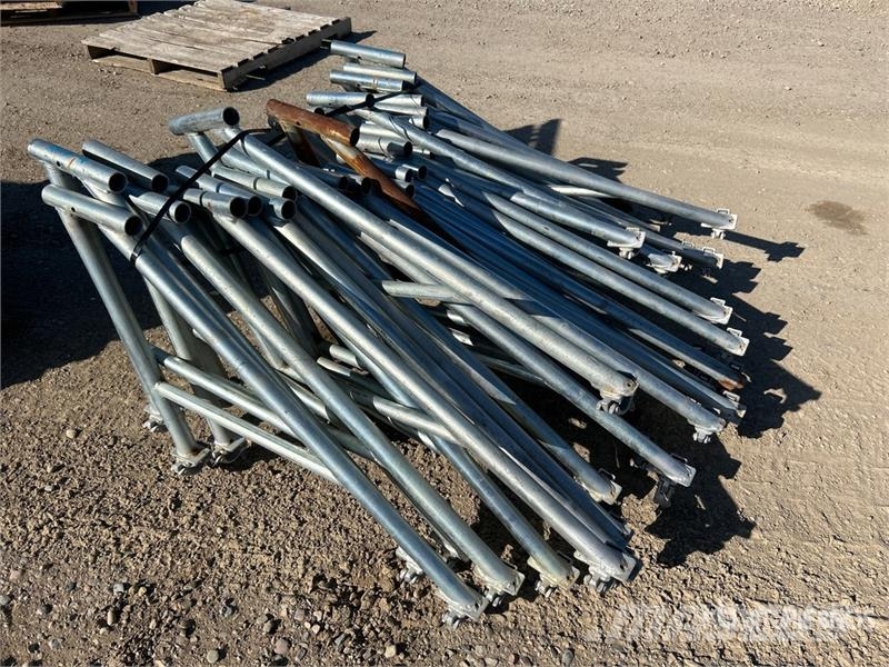  Quantity of (31) 33 in x 36 in Scaffolding Scaffolding equipment