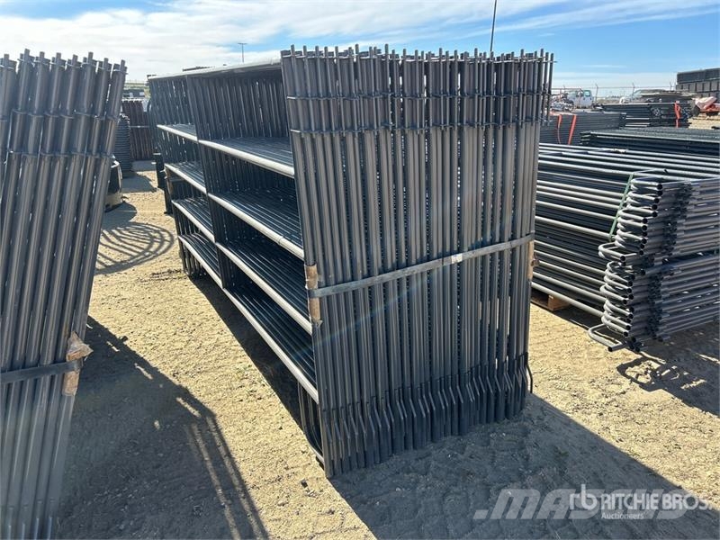 Quantity of (31) BYT RP96 9 ft 6 in x 5 ft Livest Other livestock machinery and accessories