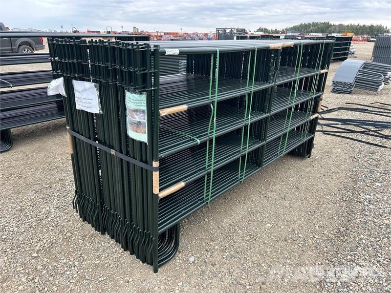 Quantity of (31) BYT RP96 9 ft 6 in Ranch Livesto Autres matériels d'élevage