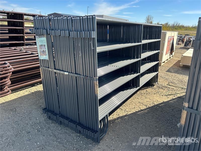 Quantity of (31) BYT RP96 9 ft 6 in x 5 ft Ranch ماكينات وملحقات مواش أخرى