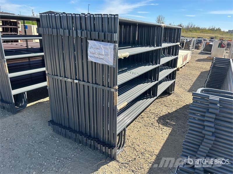 Quantity of (31) BYT RP96 9 ft 6 in x 5 ft Ranch Autres matériels d'élevage