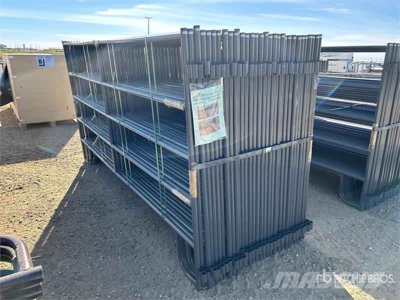 Quantity of (31) BYT RP96 9 ft 6 in x 5 ft Ranch ماكينات وملحقات مواش أخرى