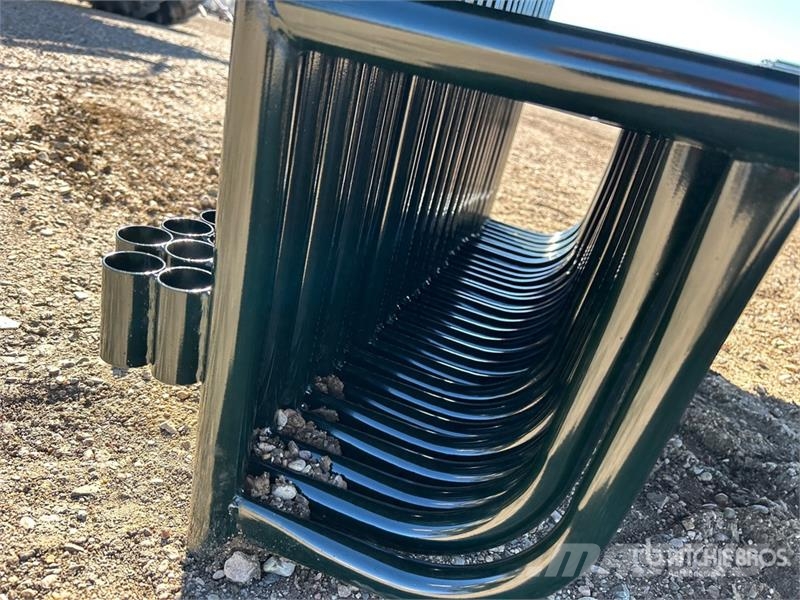 Quantity of (31) BYT RP96 9 ft 6 in x 5 ft Livest Інше тваринницьке обладнання