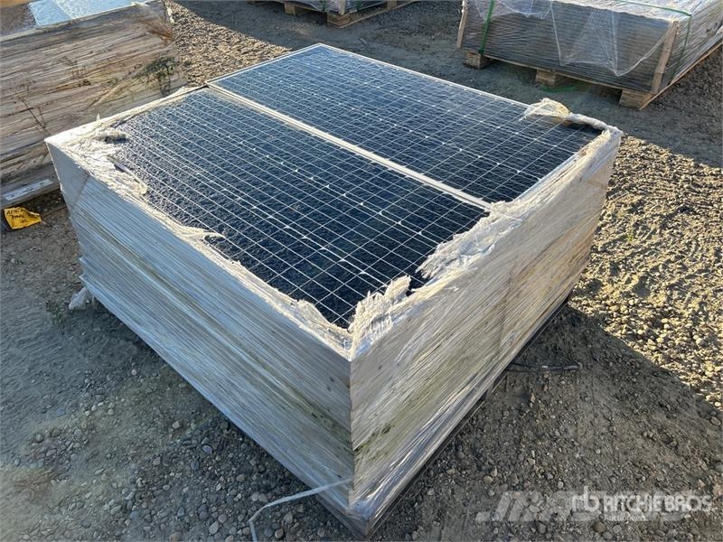 Quantity of (32) 100W Solar Panels Andere Zubehörteile