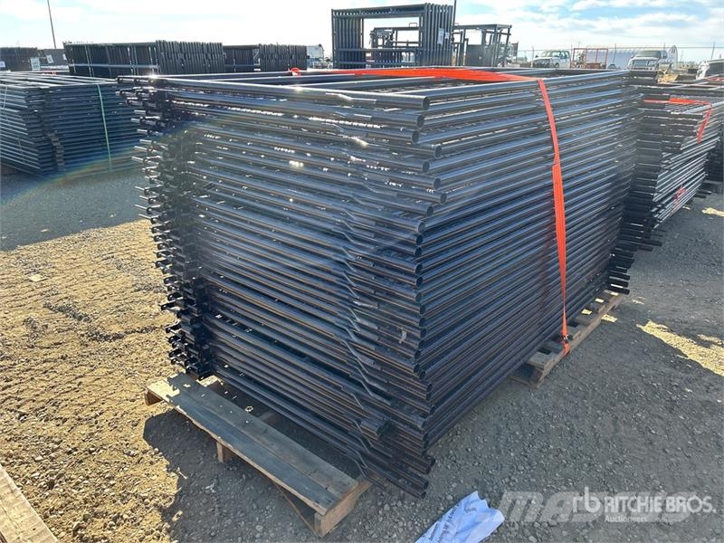  Quantity of (32)  BYT MSPP07 7 ft Mesh Livestock P Інше тваринницьке обладнання