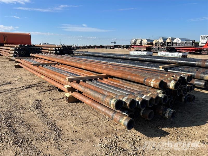 Quantity of (36) 30 Ft DS50 Thread Drill Pipe 其他組件