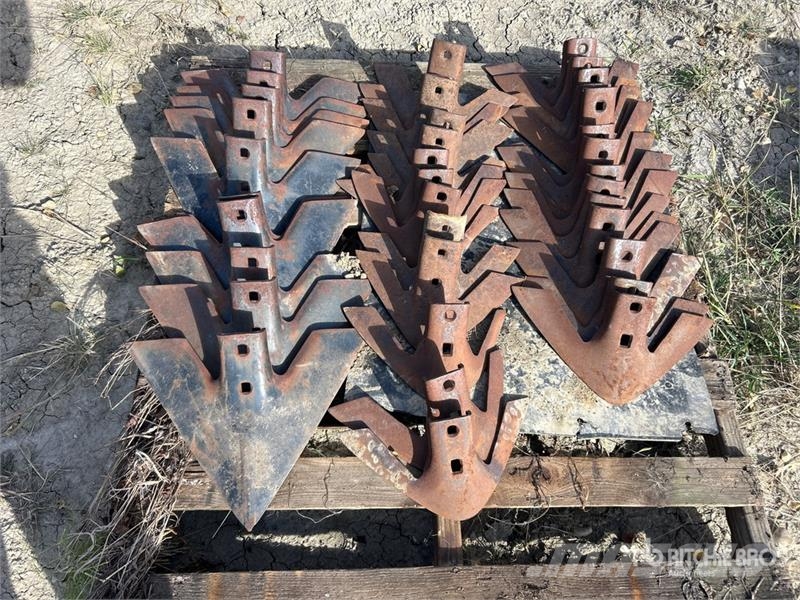 Quantity of (37) Cultivator Sweep Andre komponenter