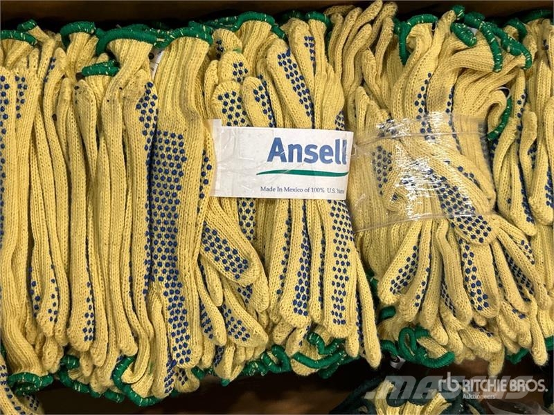 Quantity of (384) Pairs of Work Gloves (Unused) Andere Zubehörteile