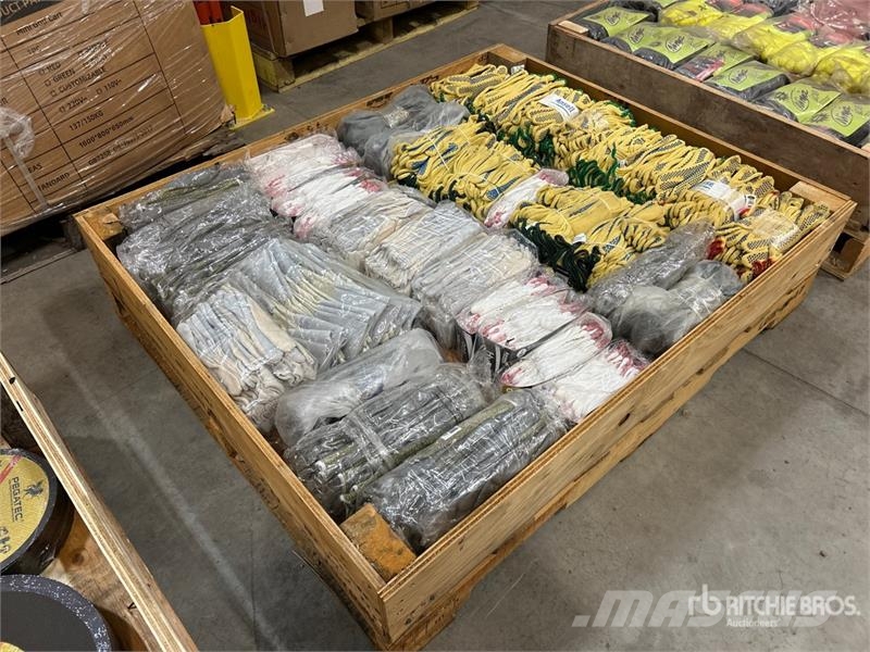 Quantity of (384) Pairs of Work Gloves (Unused) Andere Zubehörteile