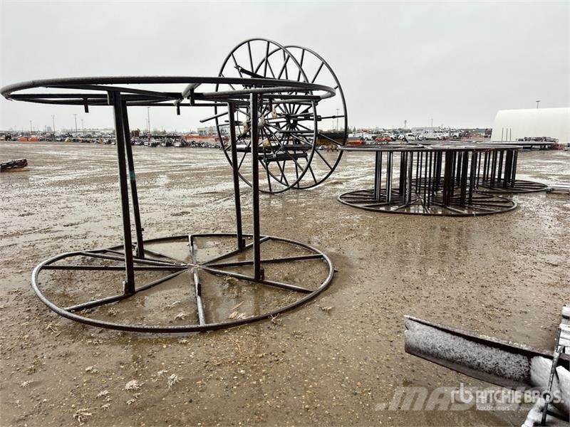 Quantity of (4) 140in Diameter Reel Stand Taajamakoneet