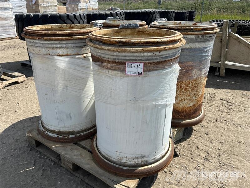  Quantity of (4) 22 in Rims Drugi deli
