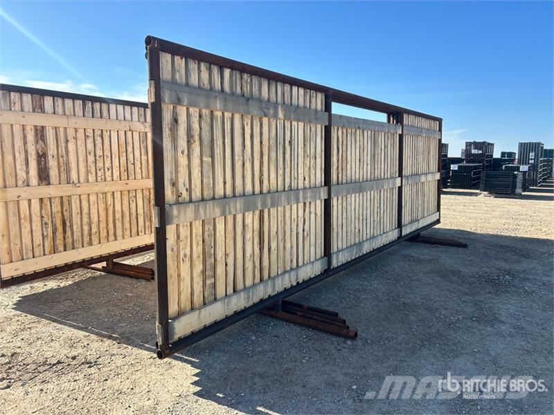 Quantity of (4) 24 ft x 8 ft Wind Fence Ostale mašine i oprema za stoku