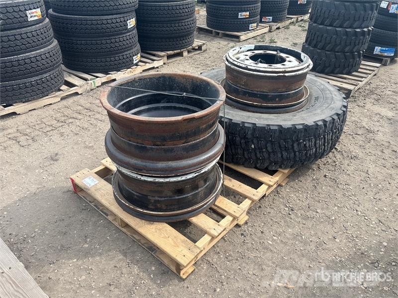 Quantity of (4) 25 in Rims Drugi deli