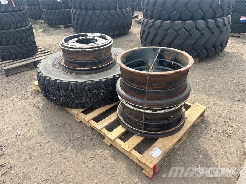 Quantity of (4) 25 in Rims Drugi deli