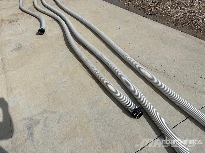 Quantity of (4) 3 in Water Hose Accessoires pour centrale à béton