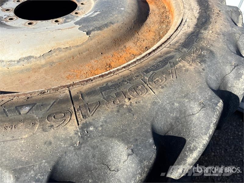 Quantity of (4) 320/90R46 Sprayer Tires - Fits Cas الإطارات والعجلات والحافات