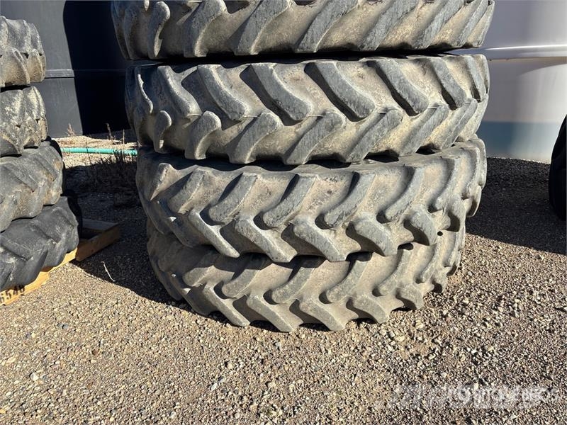  Quantity of (4) 380/90R46 Sprayer Tires - Fits Cas الإطارات والعجلات والحافات