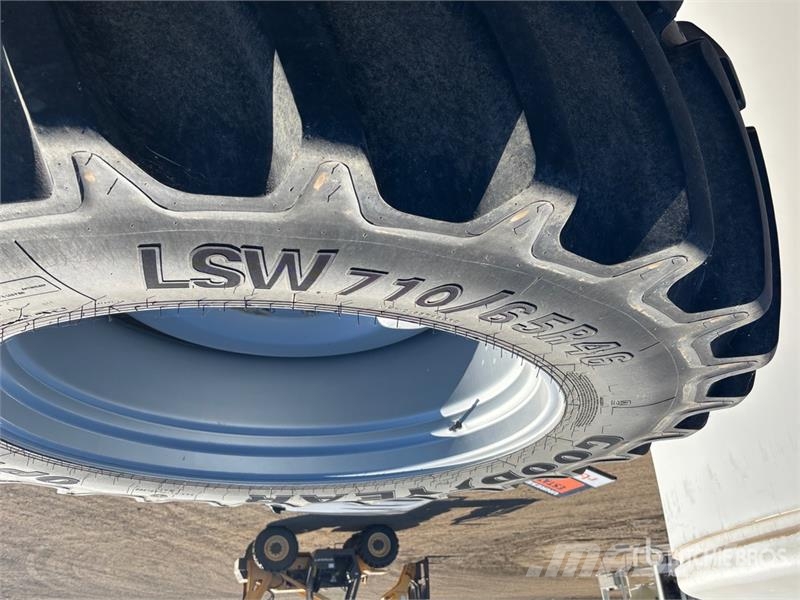  Quantity of (4) 710/65R46 Sprayer Tires - Fits Cas الإطارات والعجلات والحافات