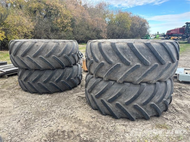  Quantity of (4) 710/70R42 Tires الإطارات والعجلات والحافات