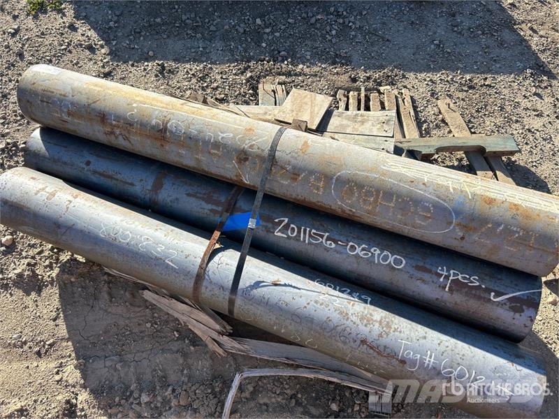 Quantity of (4) 8 in x 69 in x .375 in Steel Tubes Építőipar - Egyebek