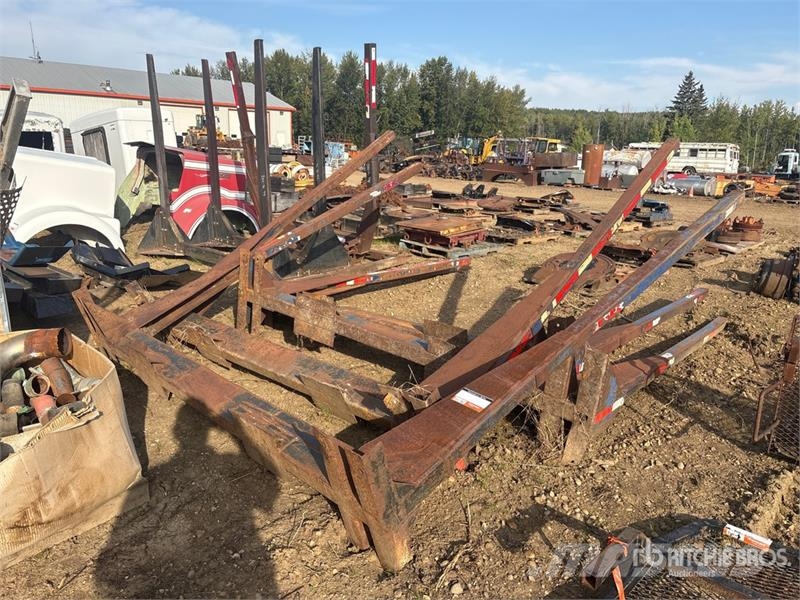 Quantity of (4) 96 in Logging Trailer Bunks Drugi deli