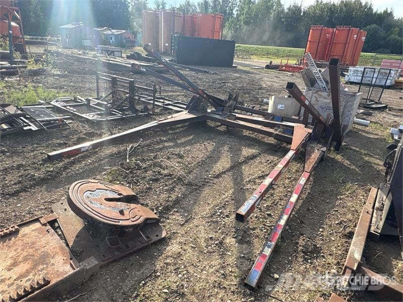 Quantity of (4) 96 in Logging Trailer Bunks Drugi deli