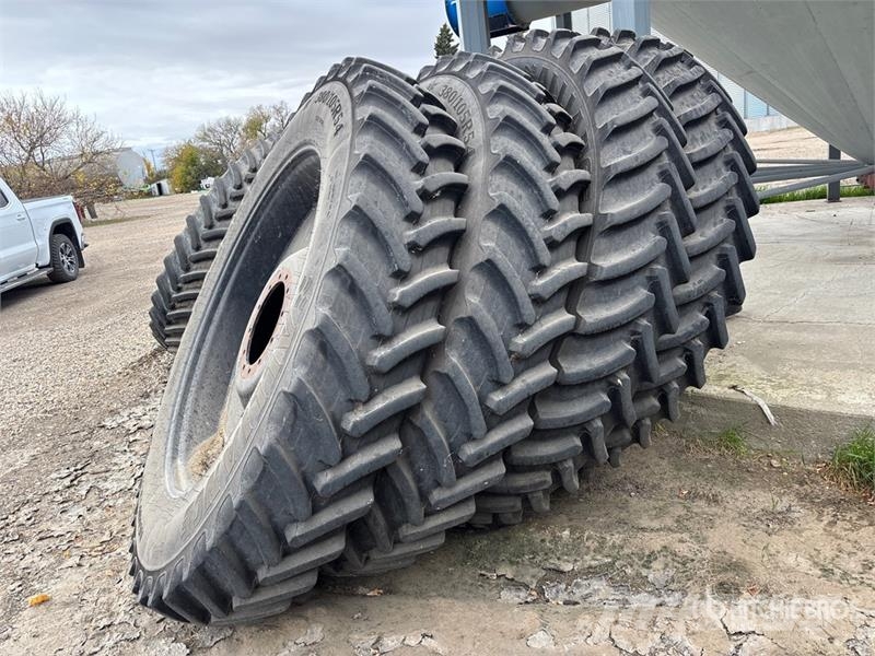 Quantity of (4) Alliance 380/105R54 Tires - Fits Gume, točkovi i felne