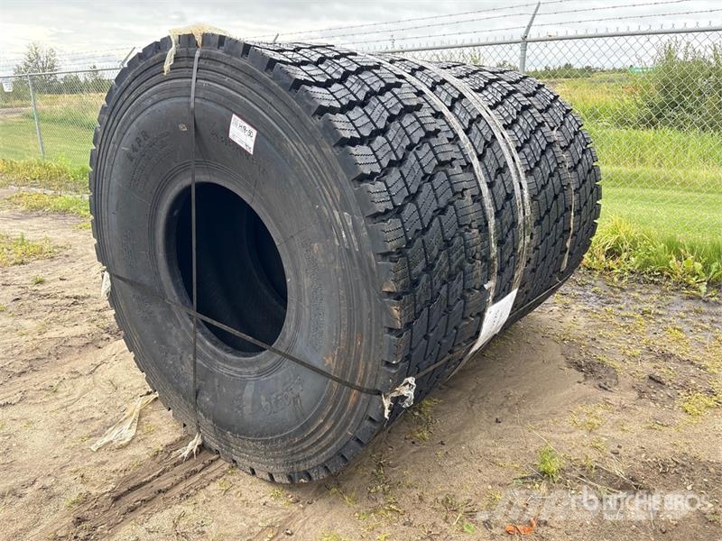 Quantity of (4) Beaver 23.5R25 Tires (Unused) Tyres, wheels and rims
