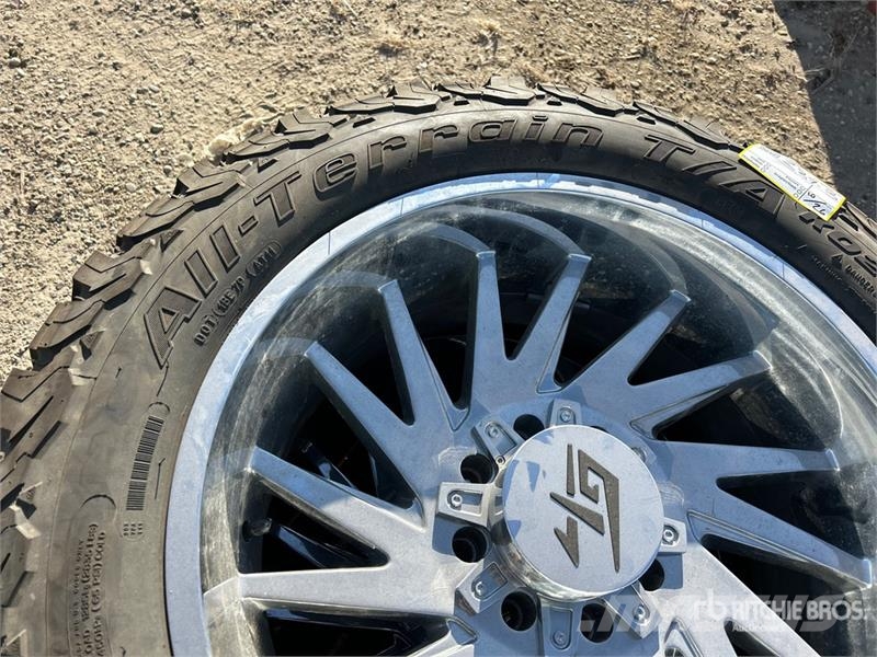 Quantity of (4) BFGoodrich All-Terrain 35x12.50R22 Gume, kotači i naplatci