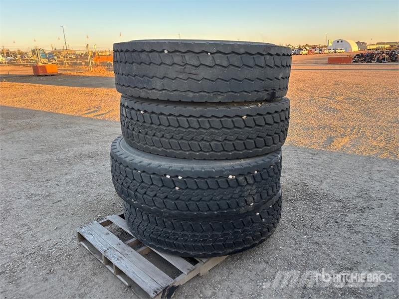 Quantity of (4) BKT Airo Max 385/95R25 Tires Шины и колёса